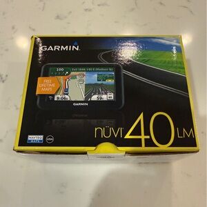 Garmin nüvi 40LM 4.3" Screen GPS Navigator Maps USA Car GPS Unit